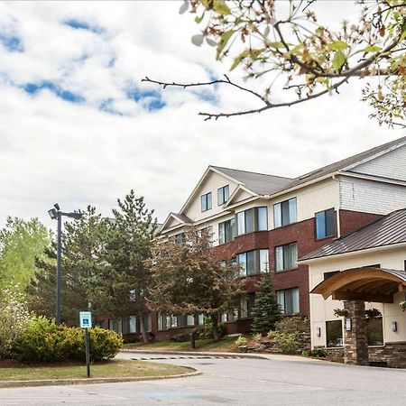 Comfort Suites South Burlington Near University Екстер'єр фото