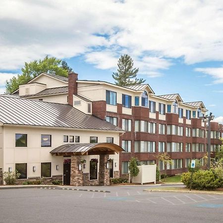 Comfort Suites South Burlington Near University Екстер'єр фото