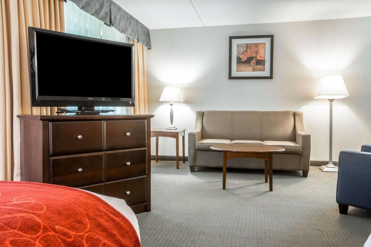 Comfort Suites South Burlington Near University Екстер'єр фото