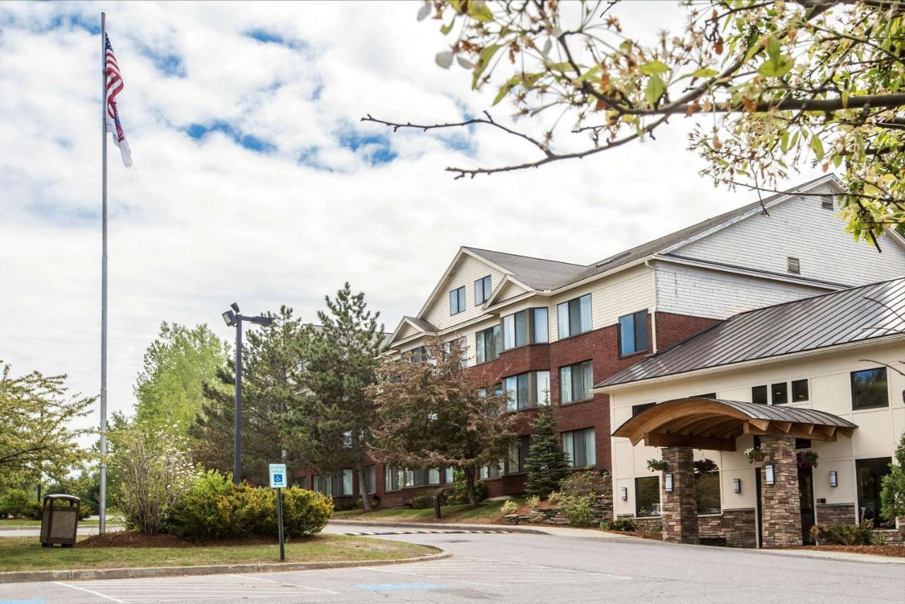 Comfort Suites South Burlington Near University Екстер'єр фото