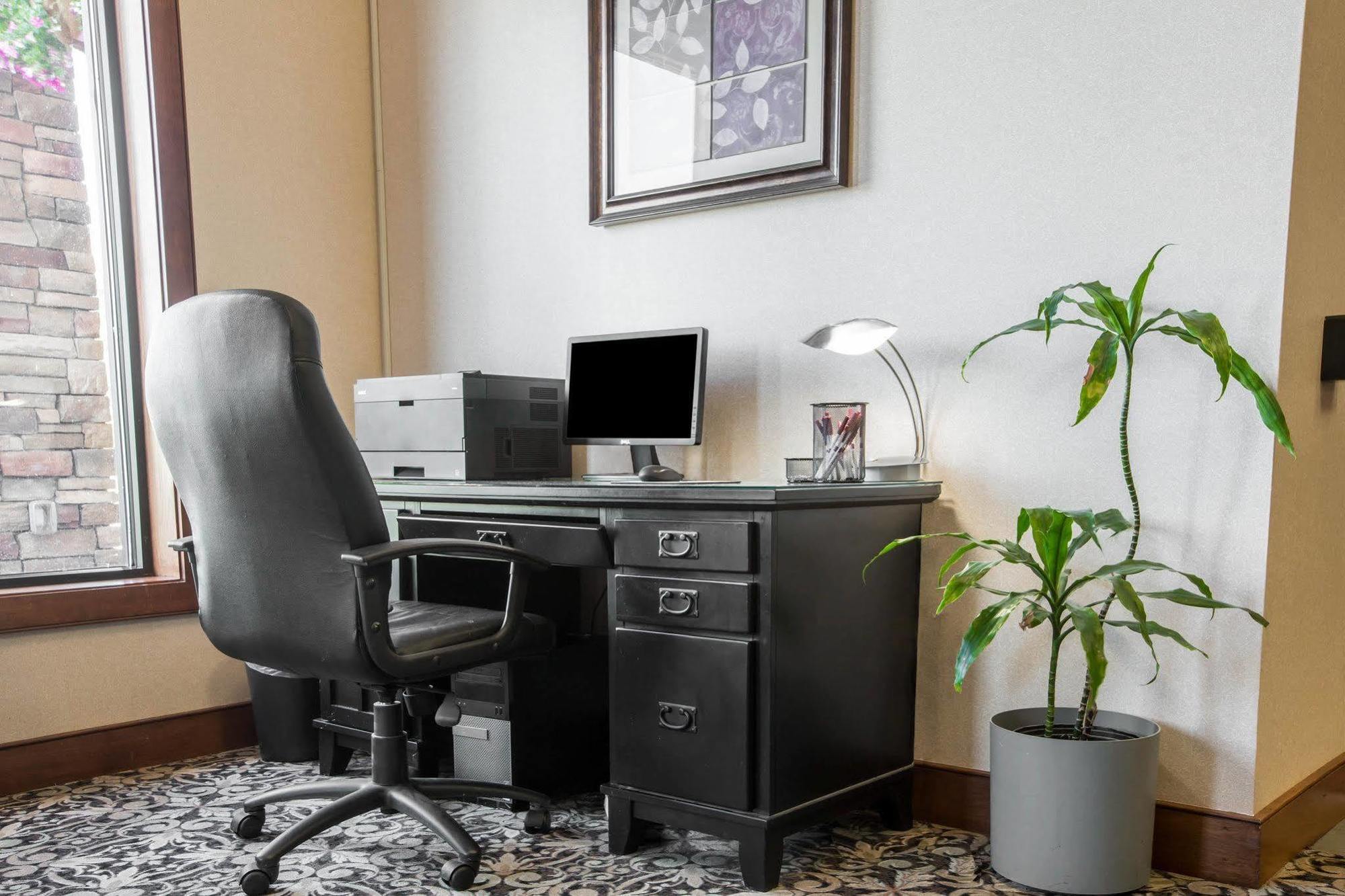 Comfort Suites South Burlington Near University Екстер'єр фото