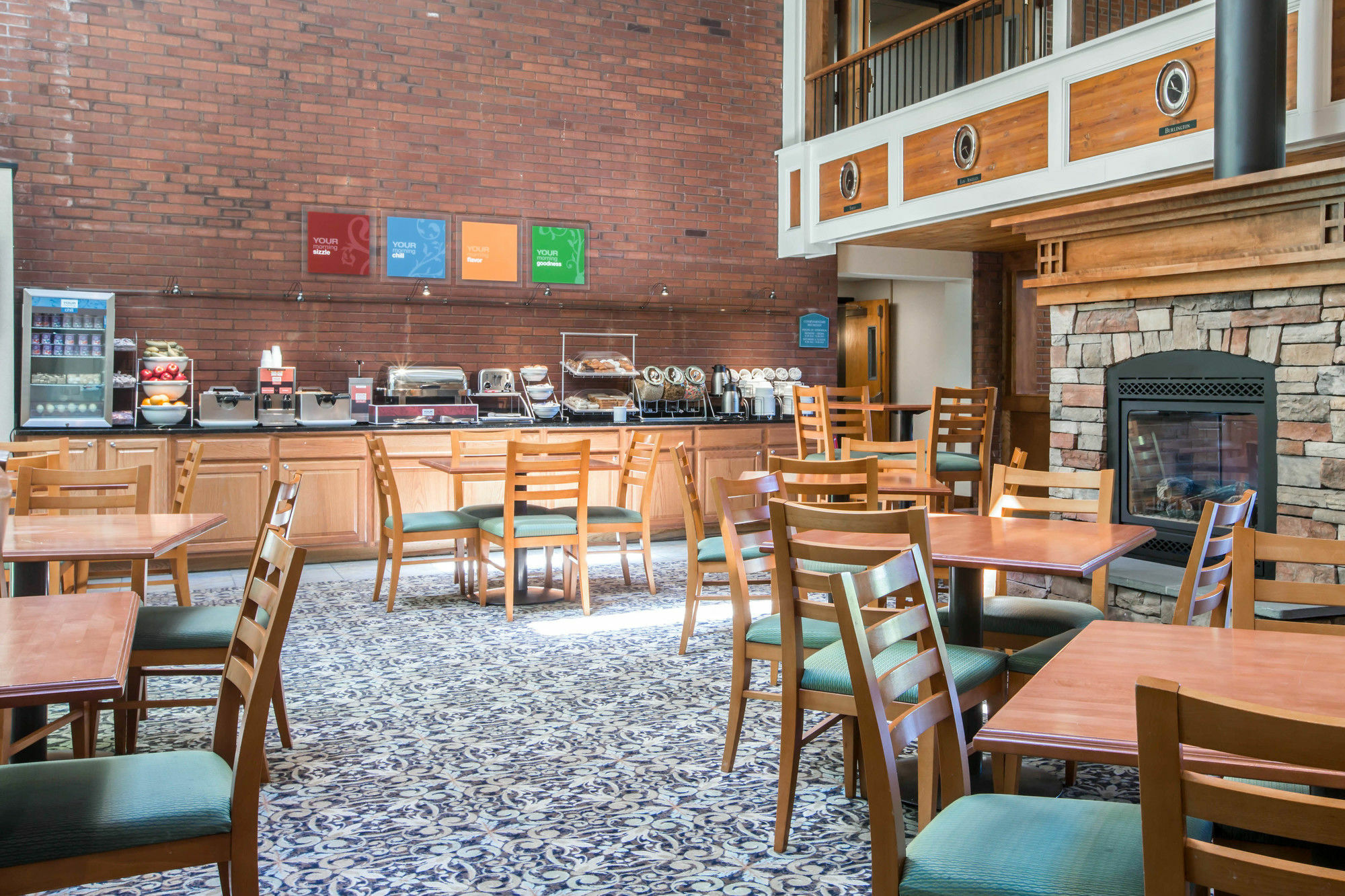 Comfort Suites South Burlington Near University Екстер'єр фото